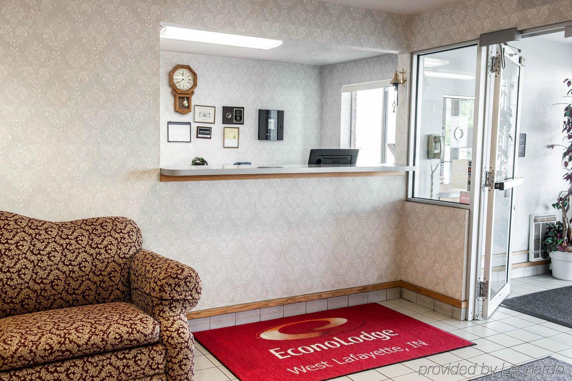 Econo Lodge West Lafayette Buitenkant foto