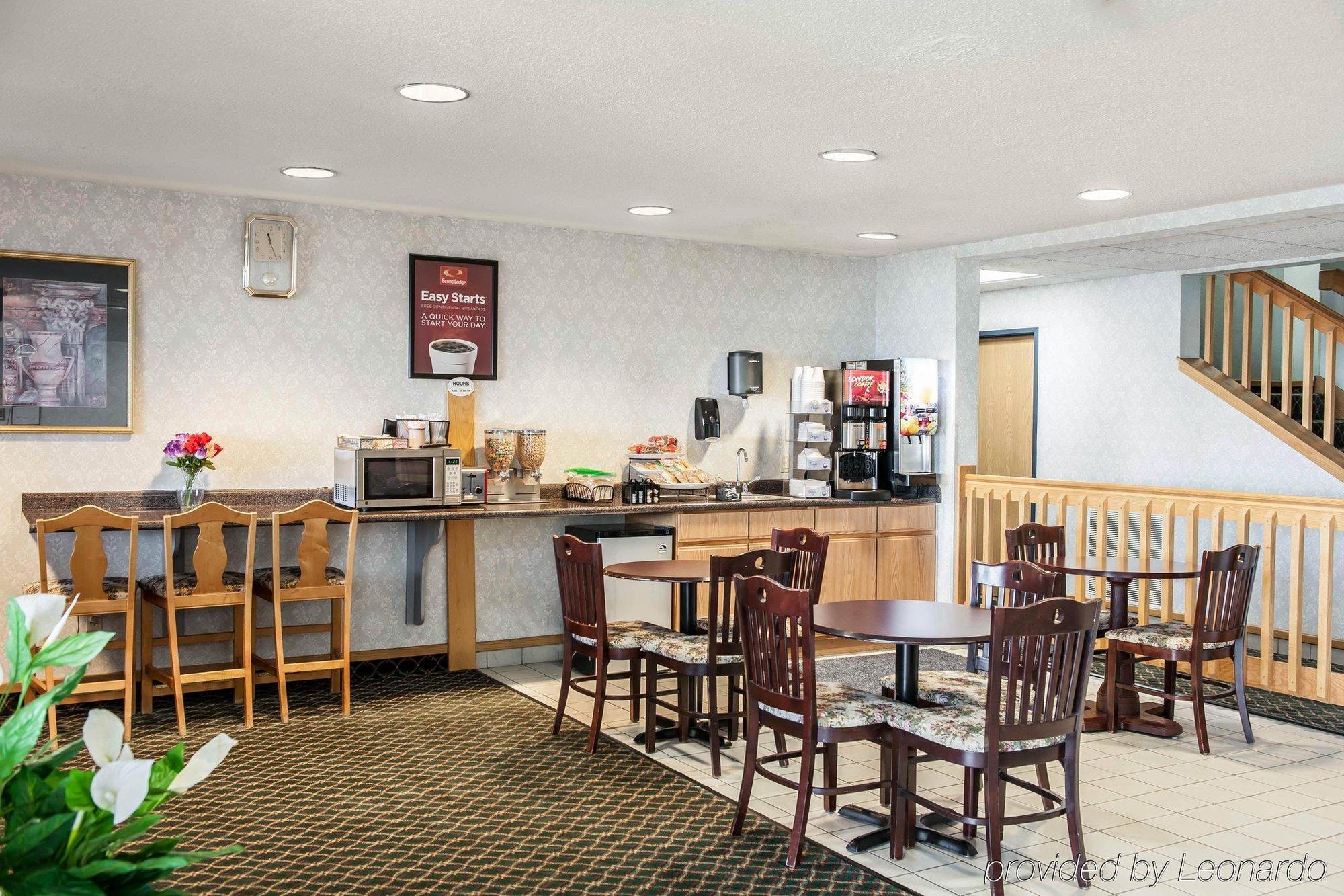 Econo Lodge West Lafayette Buitenkant foto