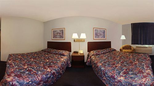 Econo Lodge West Lafayette Buitenkant foto